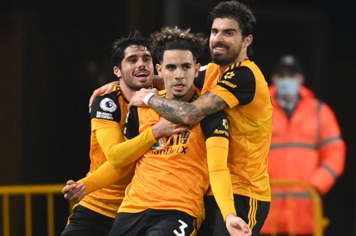 Bekuk Palace 2-0, Wolverhampton Terobos Tiga Besar