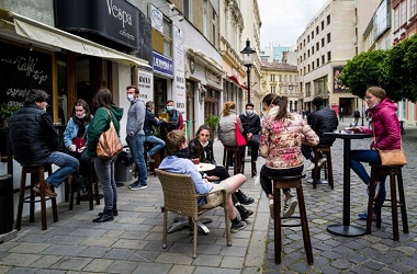 Slovakia Gelar Tes Covid-19 Berskala Nasional