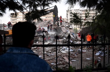 Korban Tewas Gempa di Izmir Turki Lampaui 40 Orang