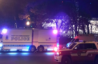 Pria Berpakaian Medieval Bunuh Dua Orang di Kanada