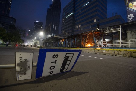 Halte TransJakarta yang Rusak Berat Akan Didesain Ulang