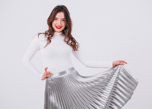 6 Tren Rok Modis yang Wajib Kamu Miliki