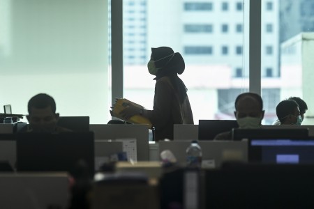 Disnakertrans DKI Masih Susun Kriteria Sektor Usaha Terdampak Pandemi