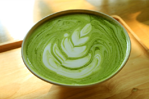 Resep Matcha Latte Ini Bikin Kulit Makin Glowing