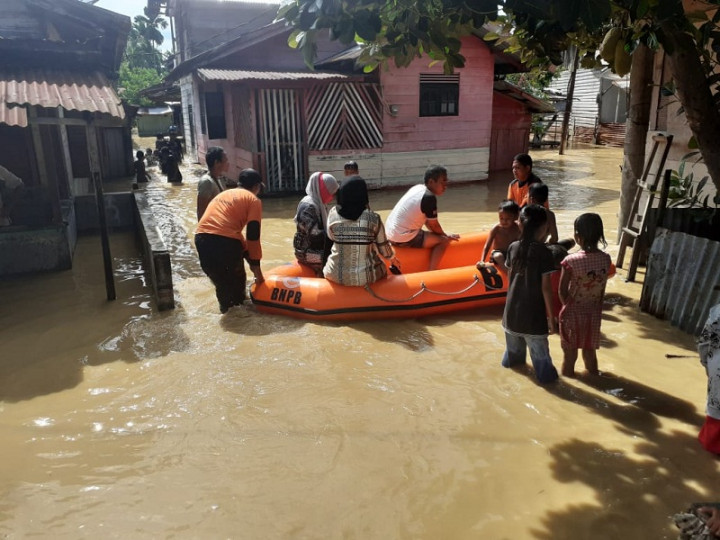 Flooding Inundates 8 Villages in Langsa City