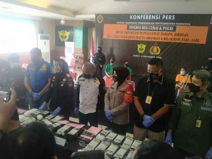 Bea Cukai Bandara Soetta Gagalkan Penyelundupan 6 Kg Sabu Bermodus Paket Pupuk