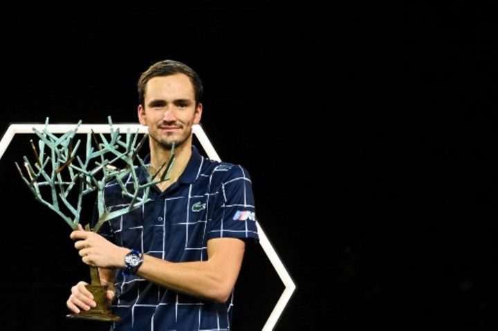 Daniil Madvedev Juara Paris Masters 2020