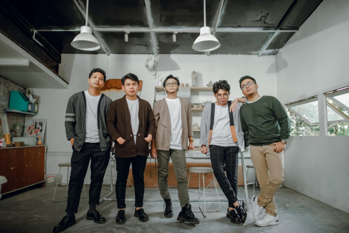 Juicy Luicy Ekspresikan Rasa Sakit di Lagu Jemari