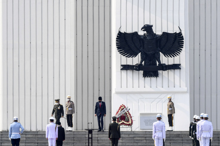 Jokowi Pimpin Ziarah Nasional di TMP Kalibata
