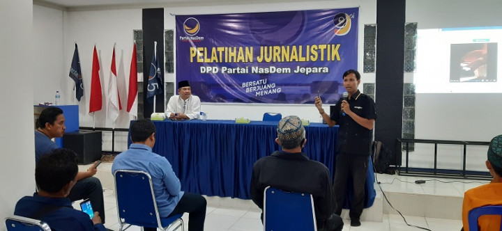 Kader NasDem Jepara Dibekali Pelatihan Jurnalistik