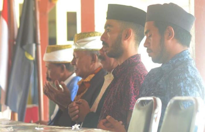 Syukuran dan tahlilan digelar Kesultanan Ternate menyambut penganugerahan gelar Pahlawan Nasional untuk Sultan Baabulah.  (Foto: MI/Hijrah Ibrahim)