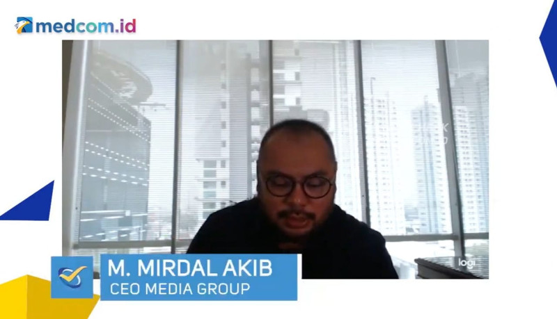 CEO Media Group M Mirdal Akib dalam program Crosscheck #FromHome by Medcom.id bertajuk 'Indonesia Tertinggal, Segera Migrasi TV Digital'. Medcom.id/Fachri Audhia Hafiez