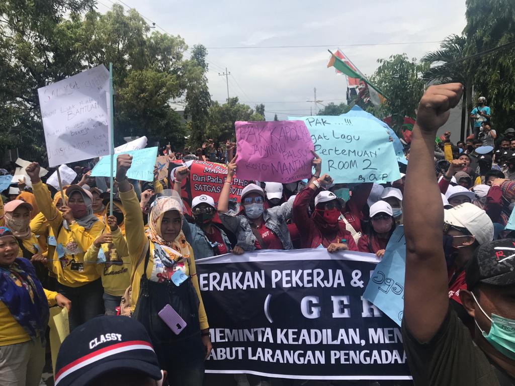  Suasana demo pekerja seni di Sumenep, Jawa Timur, Rabu, 11 November 2020. Medcom/ Rahmatullah