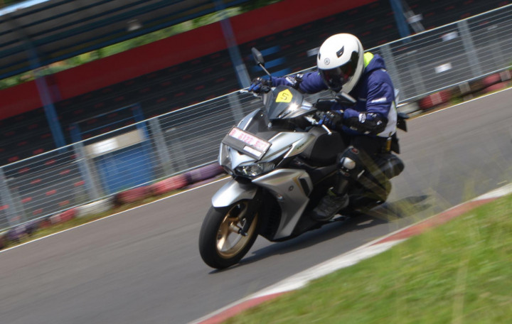 All New Aerox 155 Connected, Agresif dan Tak Boros?