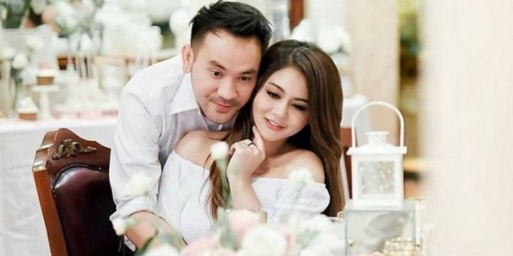 Mahar Unik di Pernikahan Kedua Jenita Janet