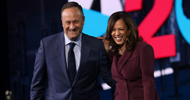 Douglas Emhoff, Suami Kamala Harris yang Romantis