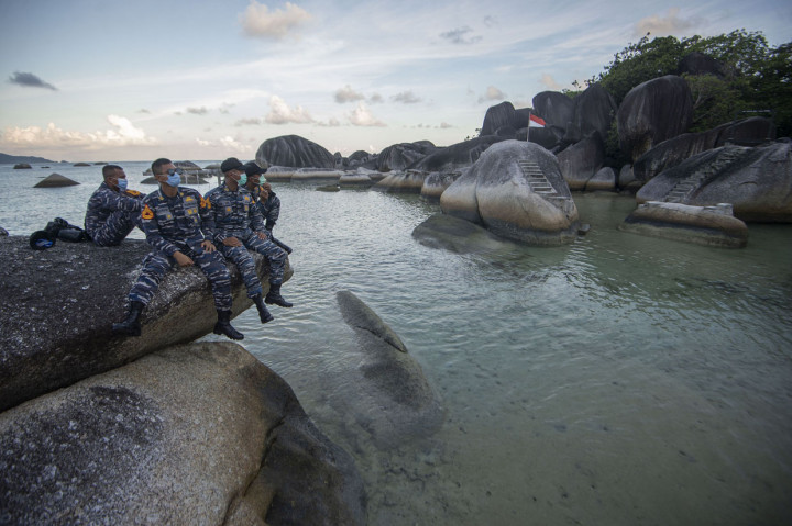 Taruna AAL Kunjungi Alif Stone Park Natuna