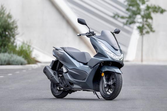 All New Honda PCX Usung Teknologi Mesin 4 Katup