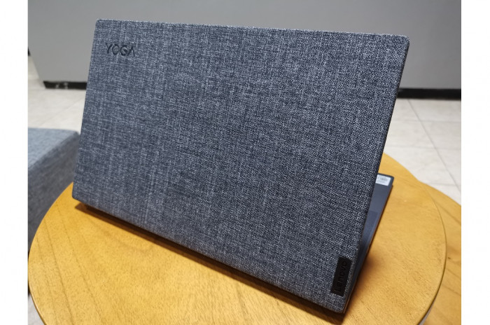 lenovo yoga slim 7 fabric