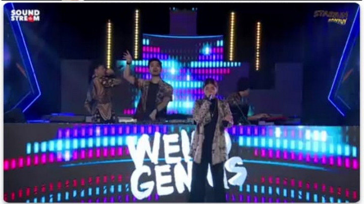 Weird Genius Meriahkan Panggung Stasiun Santuy