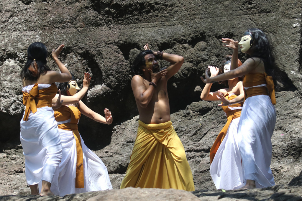 Melihat Pentas Seni 'Panji Interactions' di Gua Selomangleng