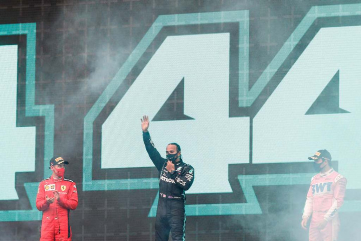 Hamilton Menyamai Rekor Schumacher, Ini Komparasi Statistiknya!