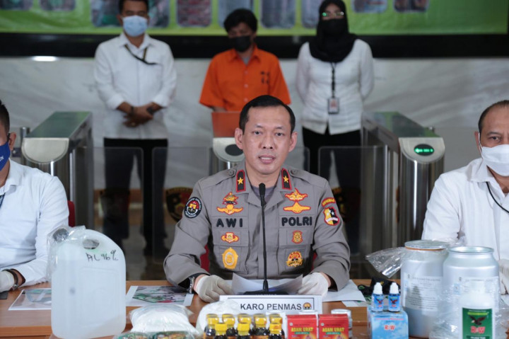 Racik Jamu Campur Bahan Kimia, Analis Farmasi Raup Omzet Rp150 Juta