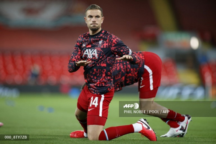 Henderson dan Sterling Dipulangkan Timnas Inggris