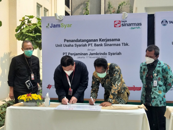 Dukung Pertumbuhan Bisnis Syariah, Bank Sinarmas Gandeng Jamkrindo Syariah dan Takaful