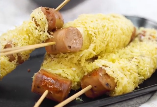 Resep Camilan Kekinian, Sosis Roti Telur Gulung