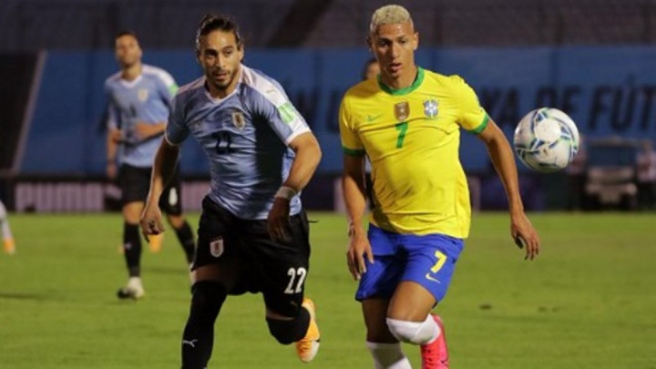 Uruguay vs Brasil: Diwarnai Kartu Merah Cavani, Tim Samba Sabet Tiga Poin