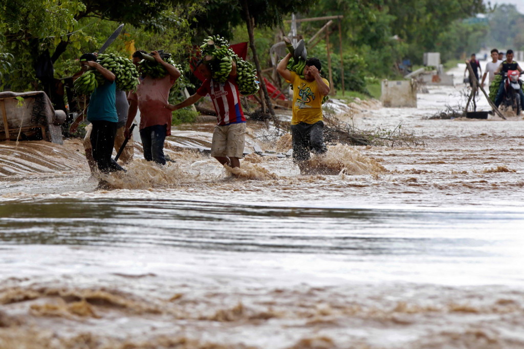 Badai Iota Terjang Amerika Tengah, 10 Orang Tewas