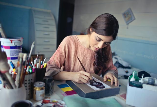 Isi hari kamu dengan berbagai kegiatan yang berguna dan positif. (Foto: Pexels.com)