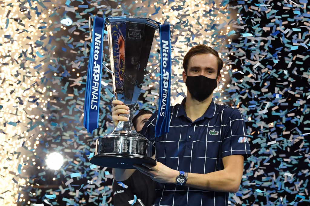 Taklukkan Dominic Thiem, Daniil Medvedev Juara ATP Finals
