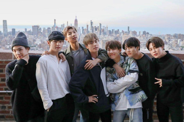 BTS Raih Dua Trofi di American Music Awards 2020