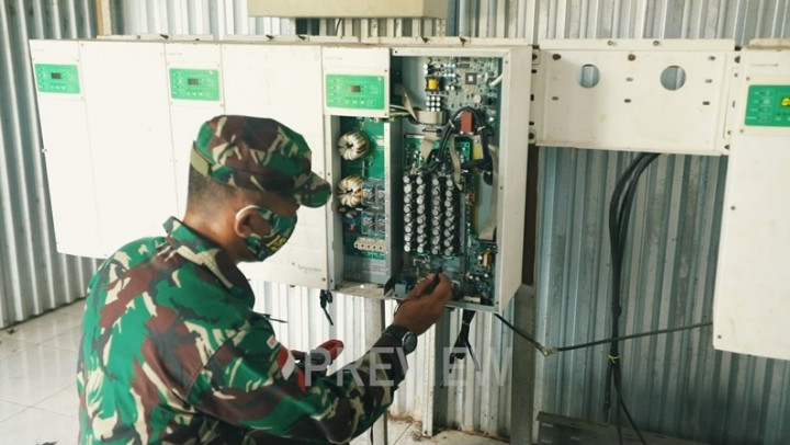 Susah Sinyal Seluler, Prajurit di Perbatasan Andalkan Radio Komunikasi