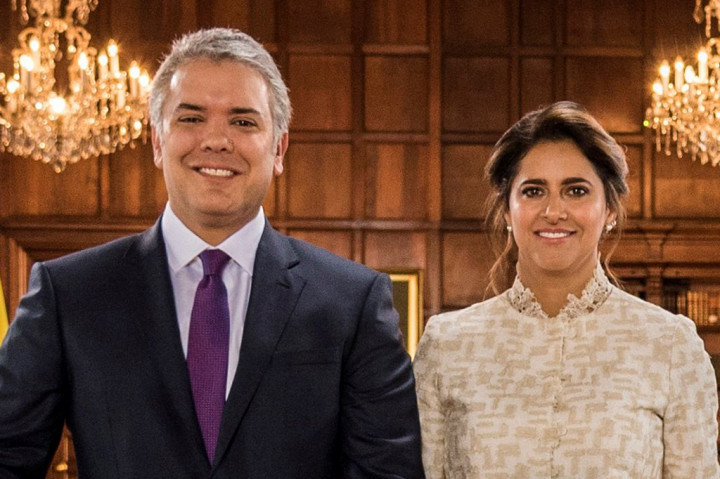 Ibu Negara Kolombia Positif Korona