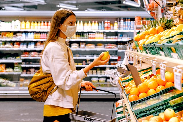 Ini yang perlu kamu lakukan jika sedang belanja. (Foto: Pexels.com)