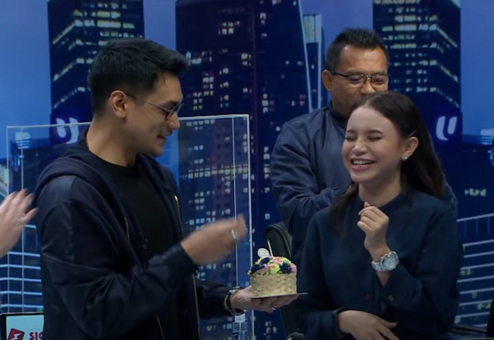 Kejutan Ultah Afgan untuk Rossa Langsung Jadi Trending