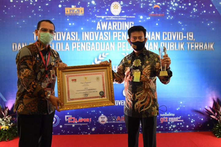 Kementan Raih Penghargaan Pelayanan Publik Terbaik dari Kemenpan RB