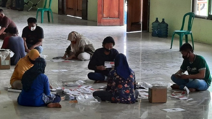 2.011 Surat Suara Pilkada Demak Rusak