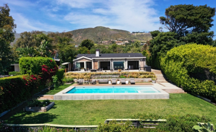 3 Berita Populer Properti, Rumah Baru Avril Lavigne jadi Sorotan