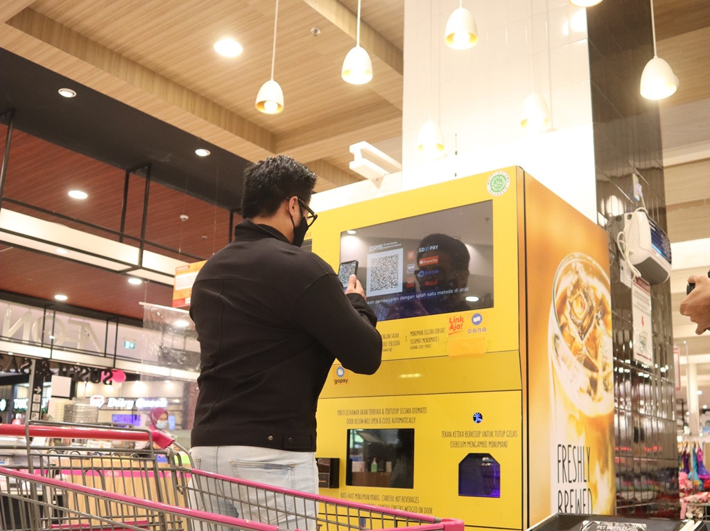 Dengan Smart Coffee Machine, kamu bisa membuat kopi sendiri sesuai dengan seleramu. (Foto: JumpStart)