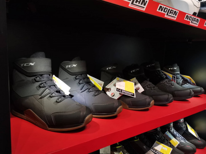 TCX Boots untuk Bikers, Kok Ada Logo Michelin?