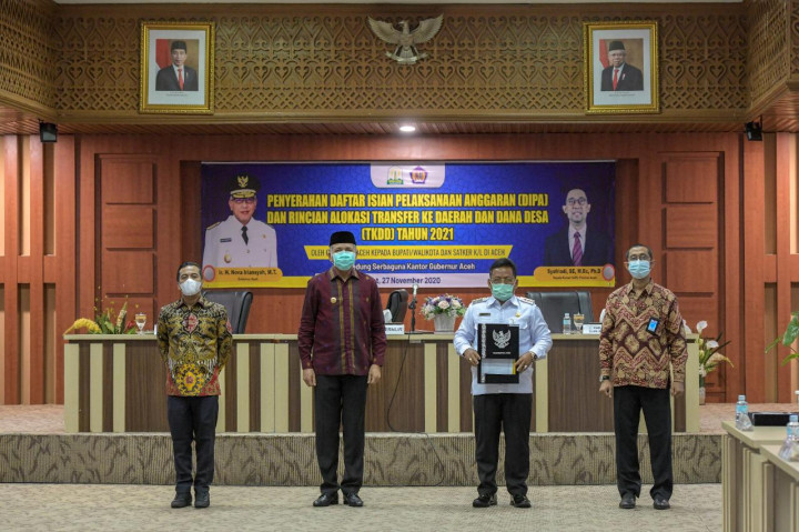 Gubernur Aceh Serahkan DIPA dan TKDD Rp48,9 Triliun