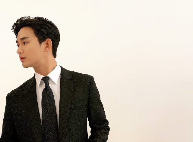 Kim Soo-hyun menjadi aktor termahal Korea Selatan. Kira-kira ia gunakan untuk apa saja ya uangnya? (Foto: Dok. Instagram Kim Soo Hyun/@soohyun_k216)
