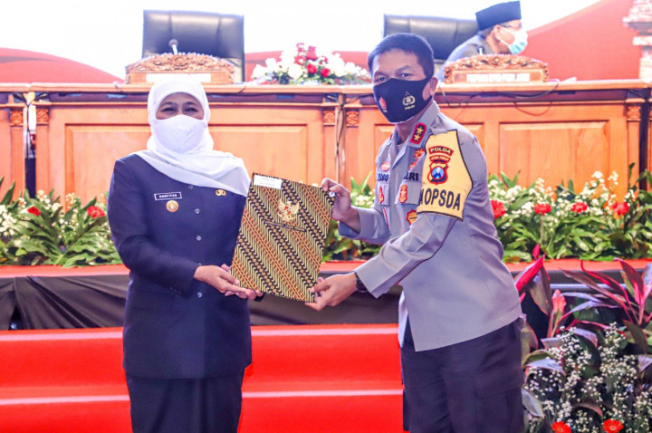 Khofifah Minta Kepala Daerah di Jatim Percepat Pemulihan Ekonomi