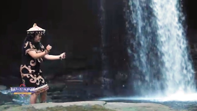 Melestarikan Tarian Dayak dengan Bantuan Internet