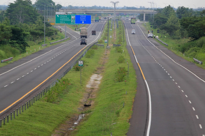 Tips Menghindari Kecelakaan Beruntun di Jalan Tol