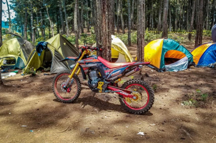 Paket Modifikasi Offroad Scarlet Racing untuk Kuda Besi